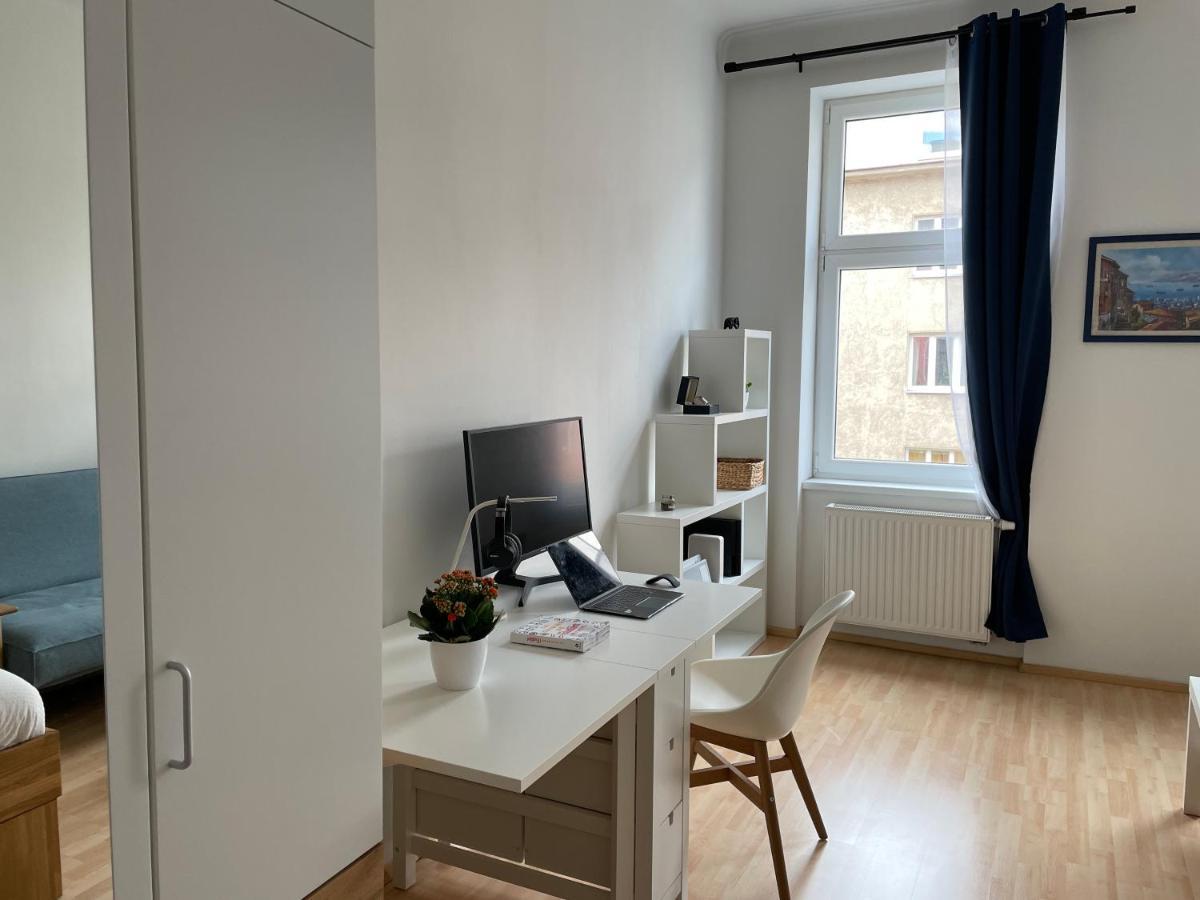 Central Sunny Flat With Free Parking Viena Exterior foto